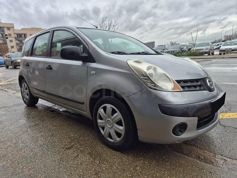 Usado Nissan Note Visia 88 CV (64 kW) 2007 Gris / plata Utilitario