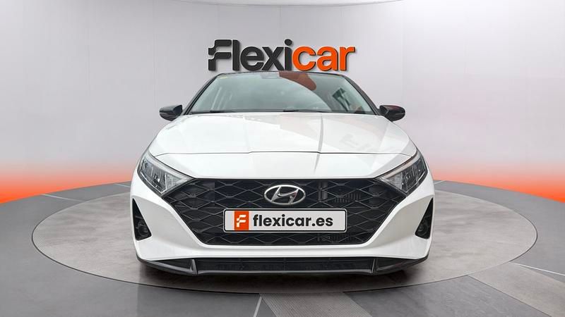 Usado Hyundai i20 101 CV (74 kW) 2020 Blanco Utilitario