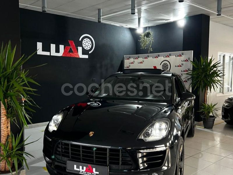 Negro Usado 2015 Porsche Macan S SUV | 34.900 € (Precio justo) - Imagen 1/4