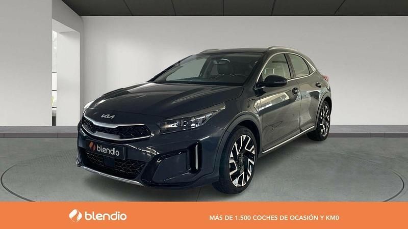Usado Kia XCeed 141 CV (103 kW) 2023 Gris SUV