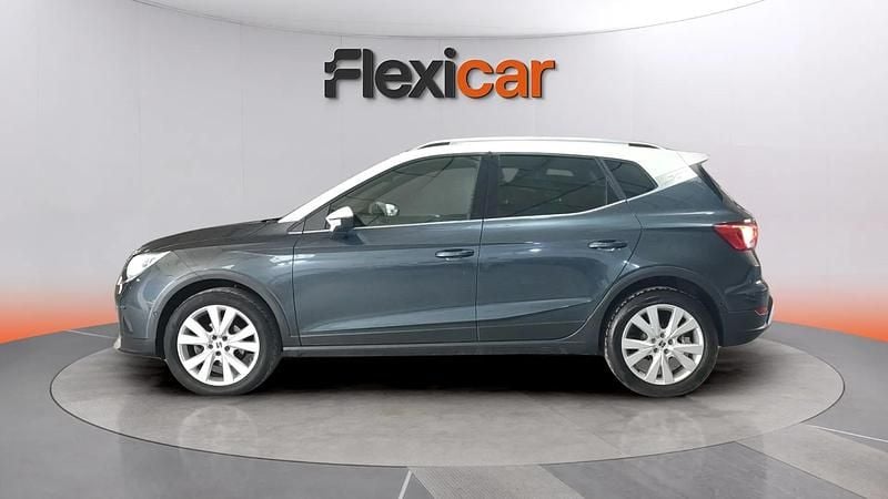 Usado Seat Arona Xperience 110 CV (80 kW) 2022 Gris SUV