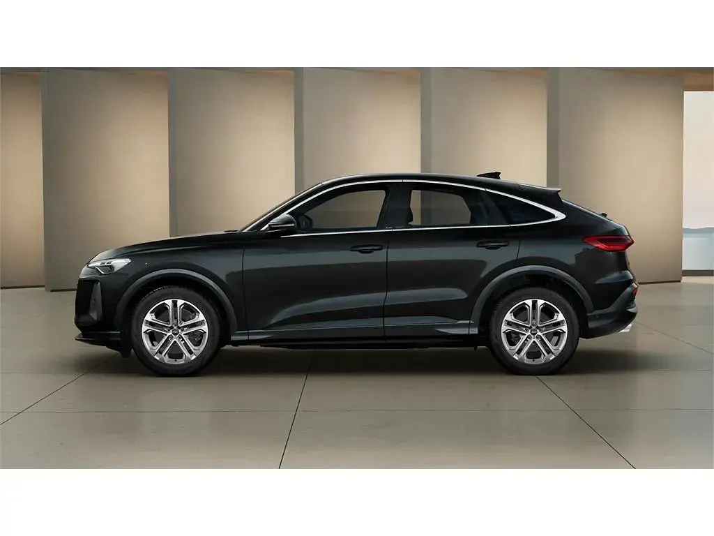 Nuevo Audi Q5 Sportback Advanced 204 CV (150 kW) 2025 Negro mito SUV