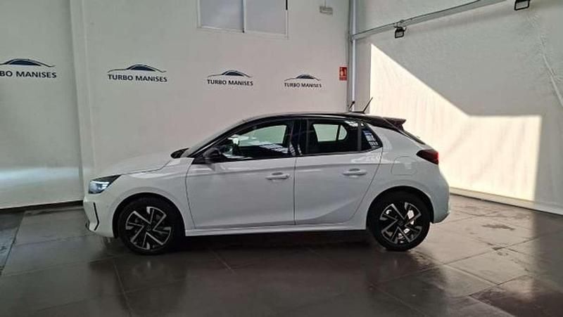 Usado Opel Corsa GS Line 101 CV (74 kW) 2024 Blanco Utilitario