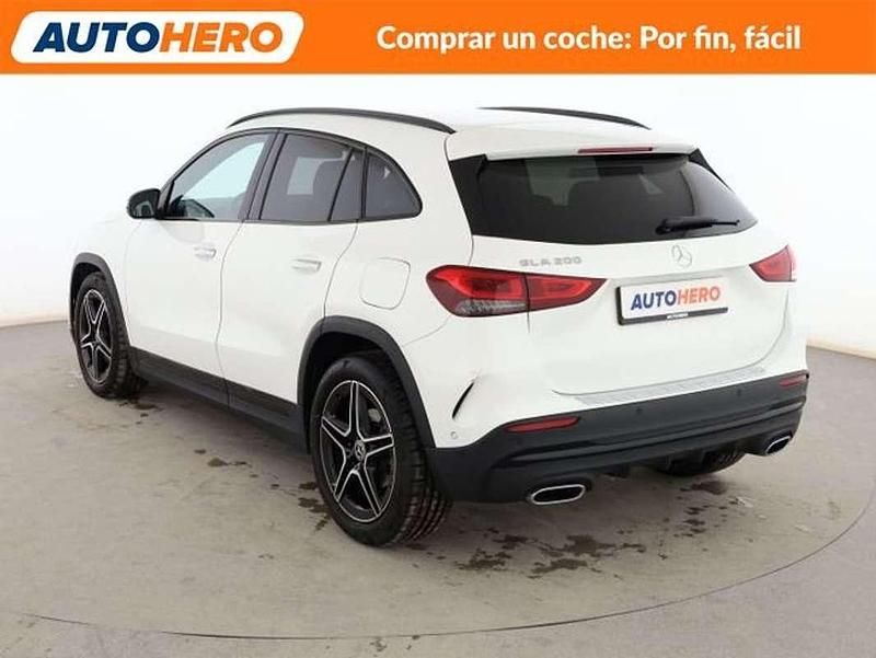 Usado Mercedes GLA200 163 CV (119 kW) 2022 Blanco SUV