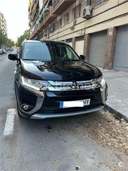 Usado Mitsubishi Outlander Motion 150 CV (110 kW) 2018 Negro SUV