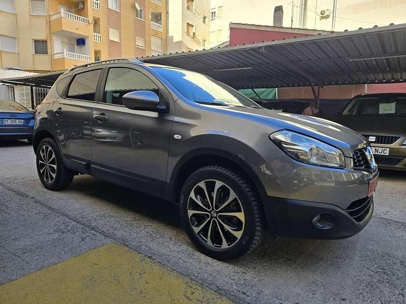 Usado Nissan Qashqai Tekna 130 CV (95 kW) 2013 Gris SUV