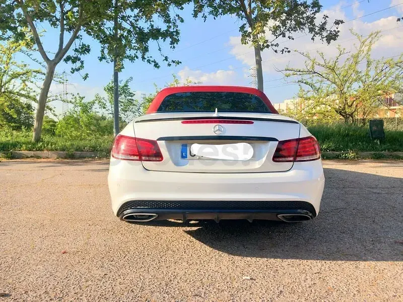 Usado Mercedes E220 170 CV (125 kW) 2013 Blanco Descapotable