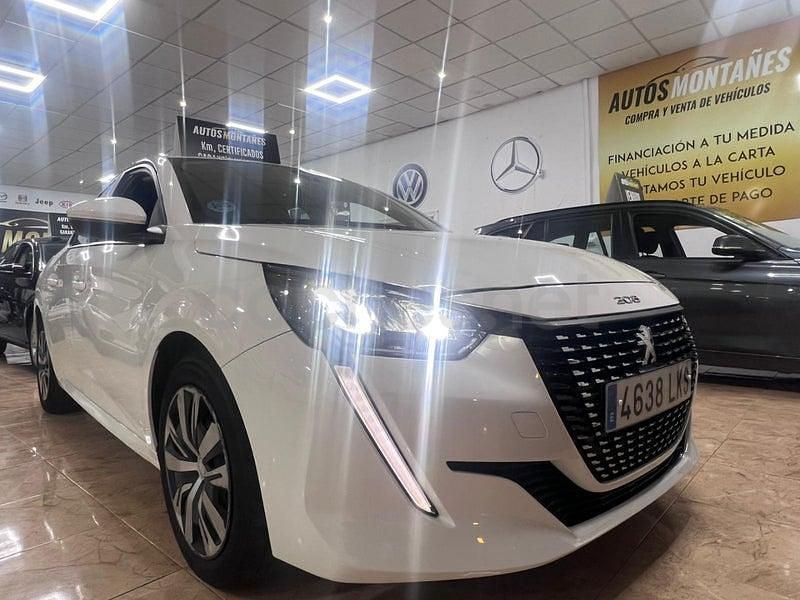 Usado Peugeot 208 Allure 100 CV (73 kW) 2021 Blanco Utilitario