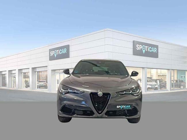 Usado Alfa Romeo Stelvio Veloce 210 CV (154 kW) 2023 Gris SUV