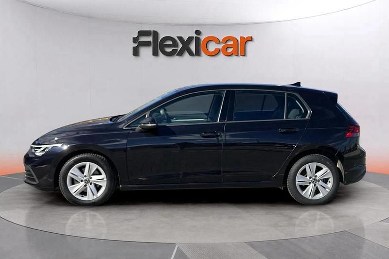 Usado VW Golf VIII 110 CV (80 kW) 2021 Negro Berlina