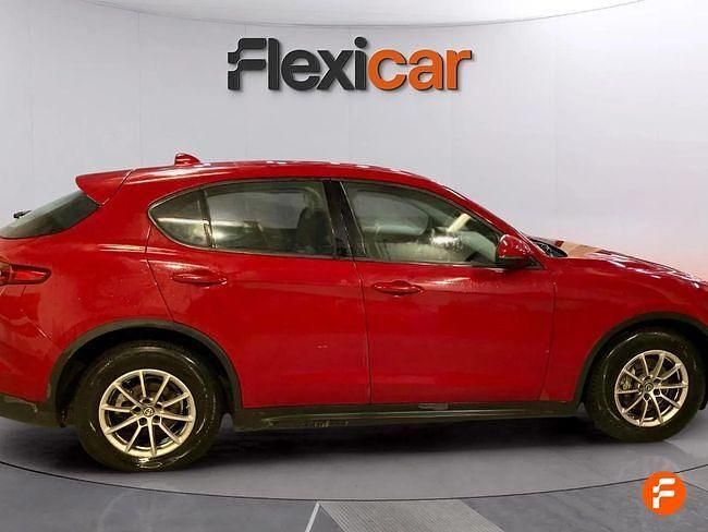 Usado Alfa Romeo Stelvio Executive 160 CV (117 kW) 2019 Rojo SUV