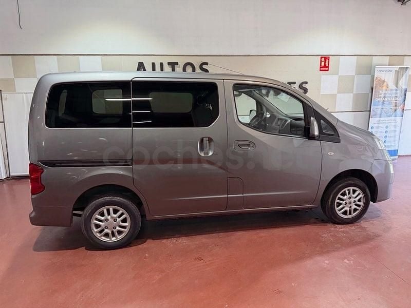 Usado Nissan Evalia 110 CV (80 kW) 2012 Gris / plata Monovolumen