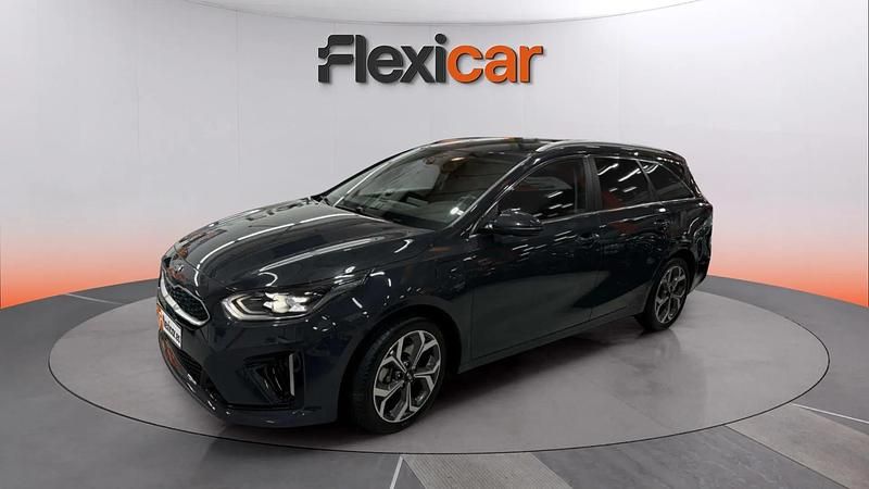 Usado Kia Ceed 141 CV (103 kW) 2020 Gris Utilitario