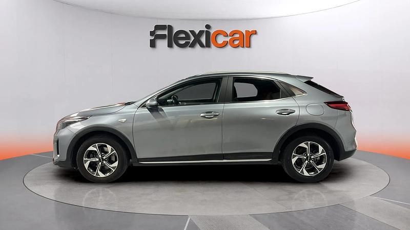 Usado Kia XCeed 120 CV (88 kW) 2023 Gris SUV