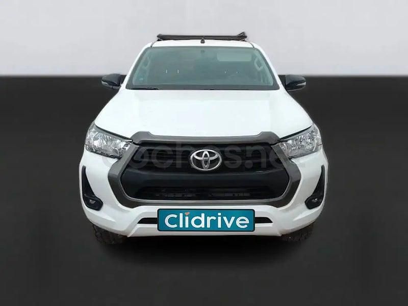 Usado Toyota HiLux 150 CV (110 kW) 2023 Blanco Pickup/Camioneta