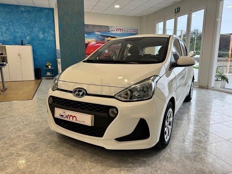 Blanco Usado 2018 Hyundai i10 Utilitario | 8495 € (Precio justo) - Imagen 1/4