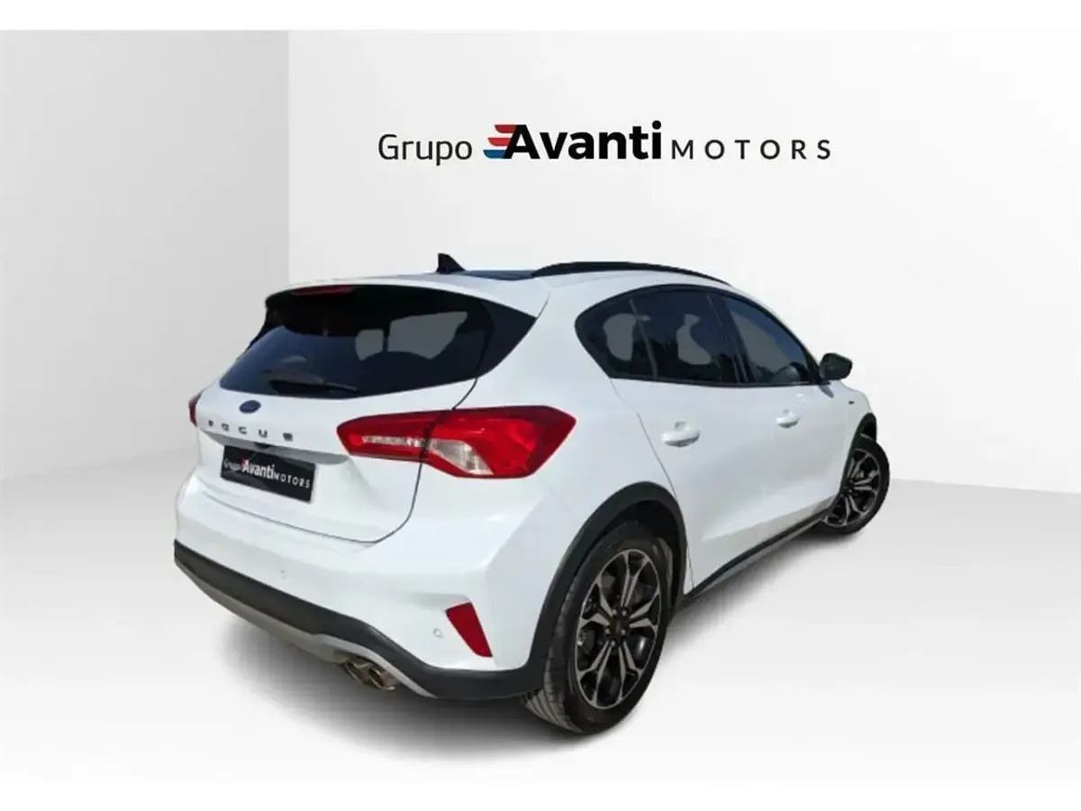 Usado Ford Focus Active 125 CV (91 kW) 2019 Blanco Berlina