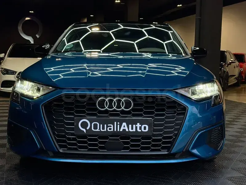Usado Audi A3 Advanced Plus 110 CV (80 kW) 2022 Azul Berlina