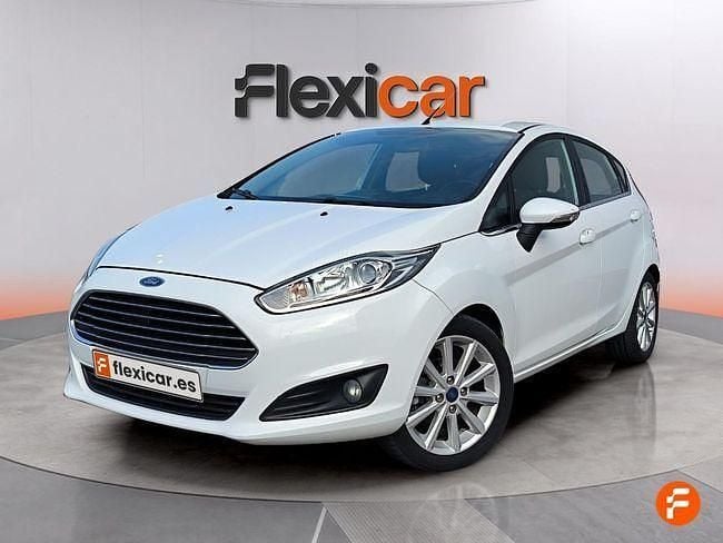 Usado Ford Fiesta Trend 100 CV (73 kW) 2016 Blanco