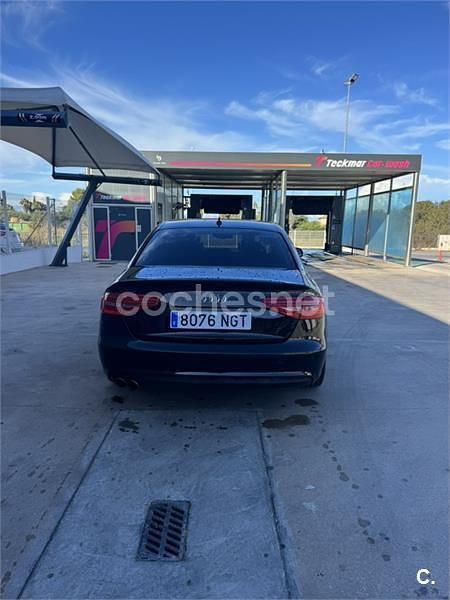 Usado Audi A4 170 CV (125 kW) 2015 Negro Berlina