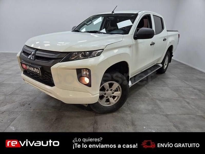 Usado Mitsubishi L200 150 CV (110 kW) 2021 Blanco Pickup/Camioneta
