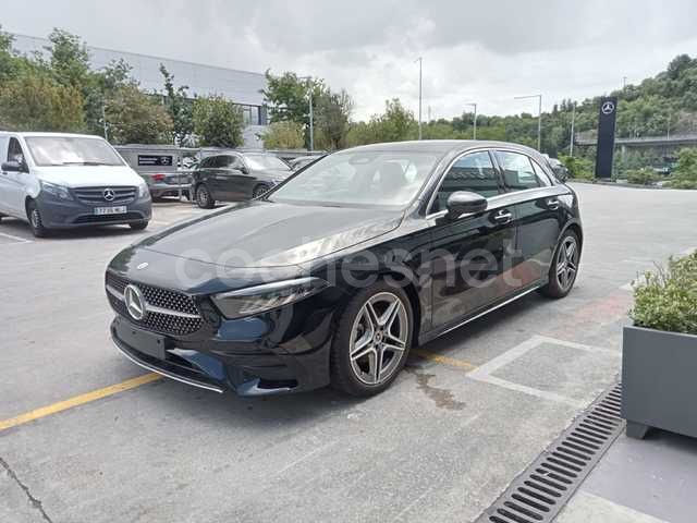 Negro Nuevo 2025 Mercedes A200 Berlina | 37.700 € (Precio justo) - Imagen 1/4