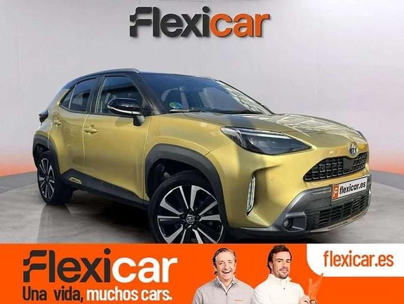 Usado Toyota Yaris Cross Edition 116 CV (85 kW) 2022 Amarillo SUV