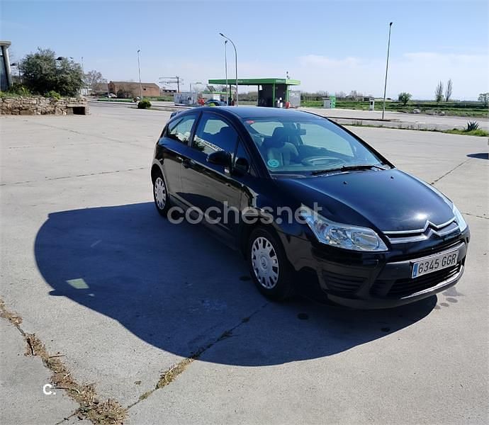 Usado Citroën C4 90 CV (66 kW) 2008 Negro Berlina
