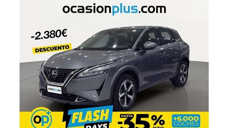 Usado Nissan Qashqai Acenta 190 CV (139 kW) 2024 Gris plata SUV