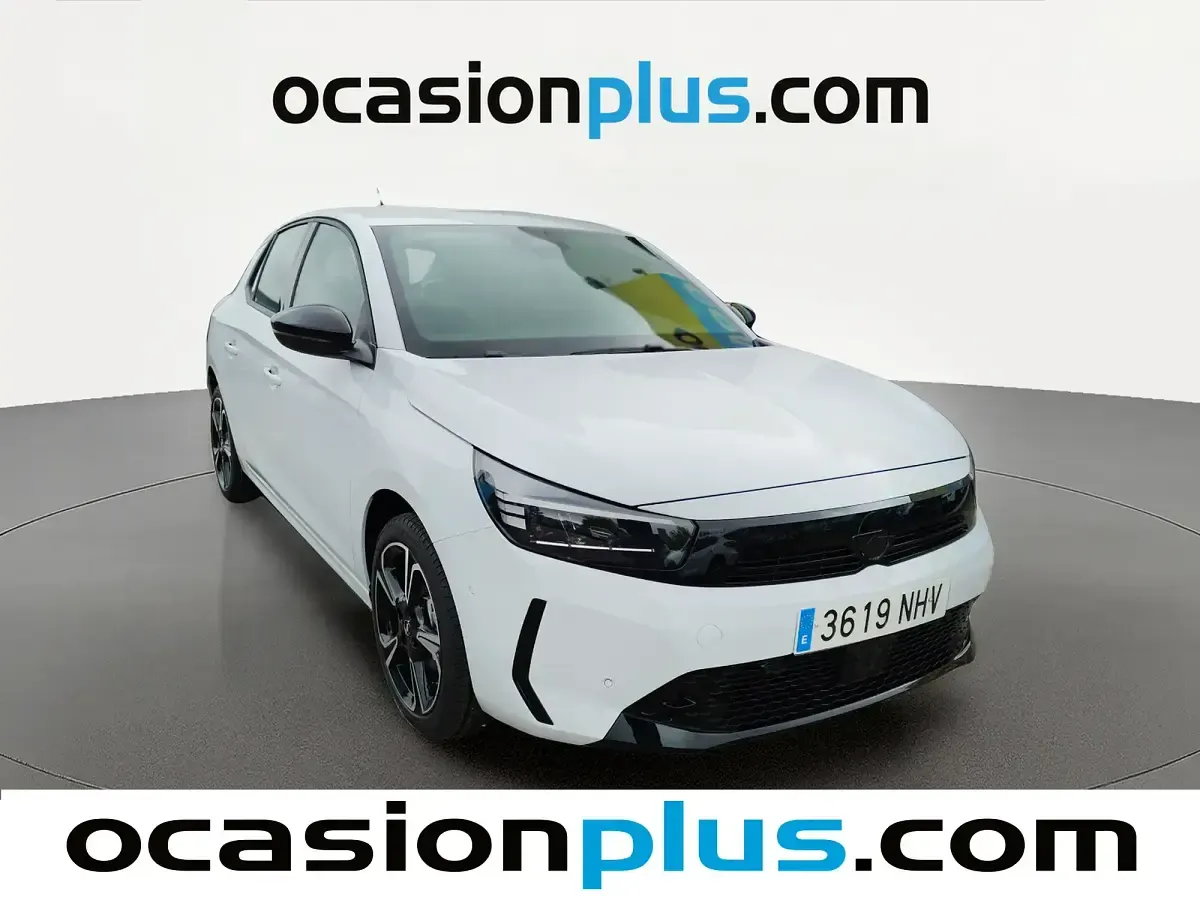 Uusi Opel Corsa 110 HP (80 kW) 2025 Valkoinen Sedan