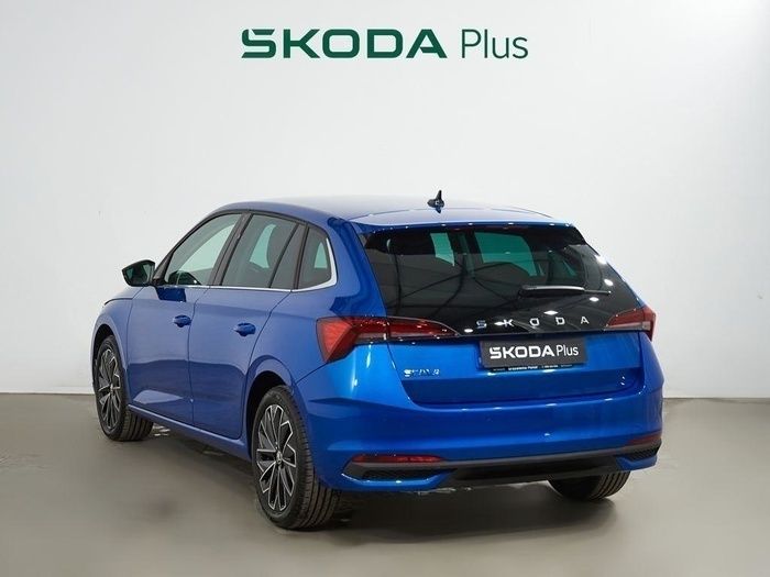 Azul Usado 2025 Skoda Scala Selection Utilitario | 24.000 € (Caro) - Imagen 1/4