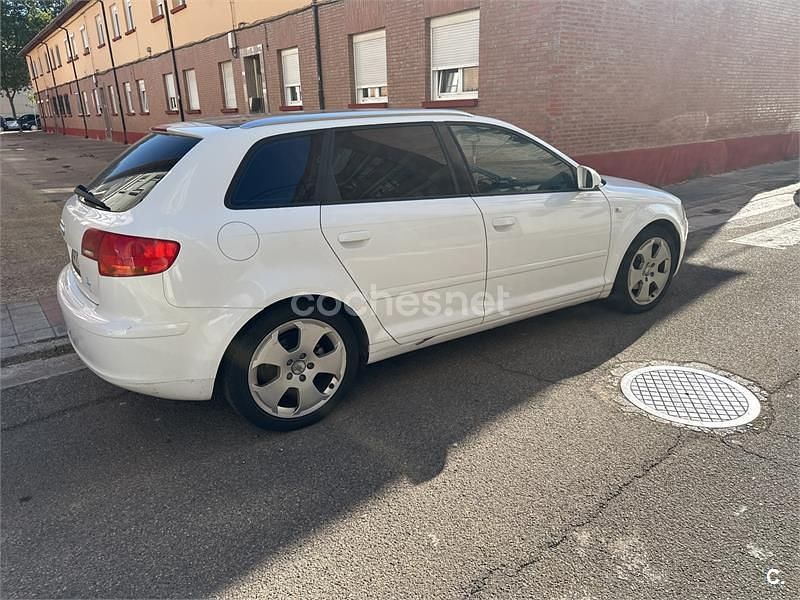 Usado Audi A3 Ambiente 160 CV (117 kW) 2007 Blanco Berlina