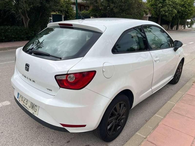Usado Seat Ibiza SC Reference 90 CV (66 kW) 2016 Blanco Utilitario
