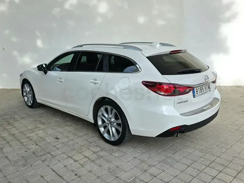Usado Mazda 6 Comfort 150 CV (110 kW) 2014 Blanco Familiar