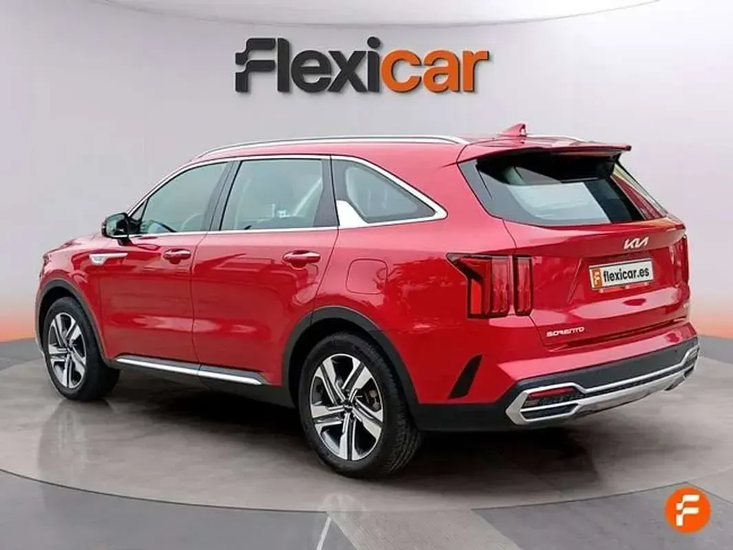 Usado Kia Sorento 232 CV (170 kW) 2023 Burdeos SUV
