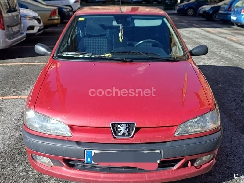 Granate Usado 1998 Peugeot 306 Style Berlina | 2000 € (Precio justo) - Imagen 1/4