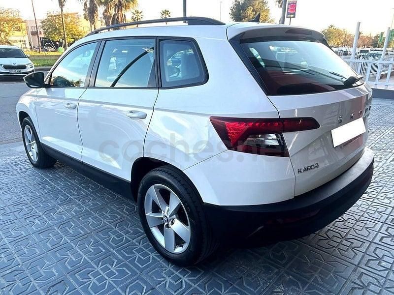 Usado Skoda Karoq Ambition 150 CV (110 kW) 2020 Blanco SUV