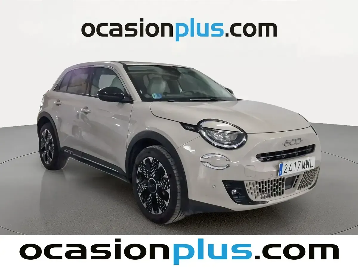 Usado Fiat 600 La Prima 100 CV (73 kW) 2024 Beige SUV