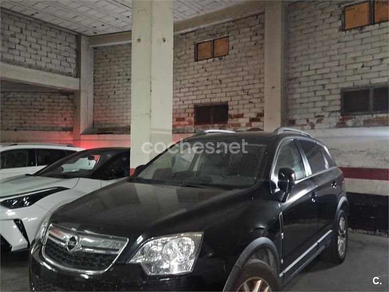 Usado Opel Antara Enjoy 163 CV (119 kW) 2012 Negro SUV