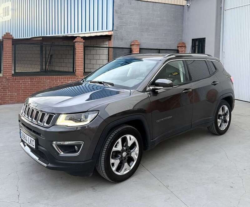 Marrón Usado 2020 Jeep Compass Limited SUV | 16.490 € (Super precio) - Imagen 1/4