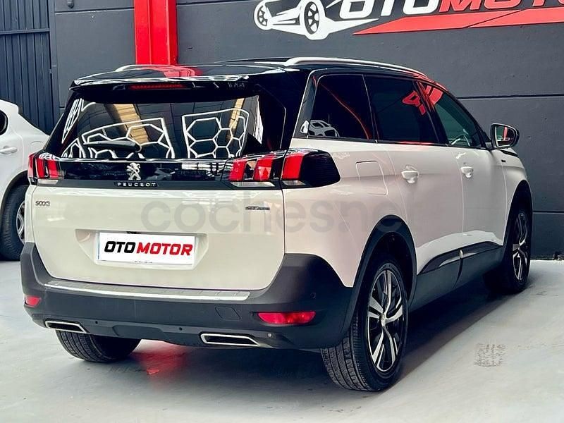 Usado Peugeot 5008 GT-line 130 CV (95 kW) 2018 Blanco SUV