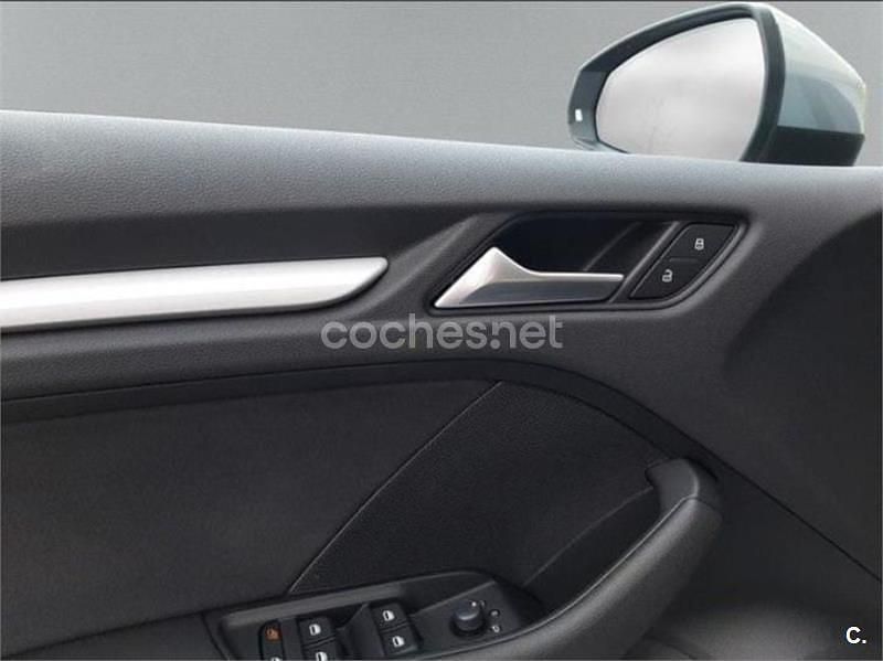 Usado Audi A3 150 CV (110 kW) 2016 Gris / plata Berlina