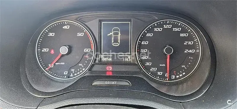Usado Seat Ibiza Style 105 CV (77 kW) 2016 Negro Berlina