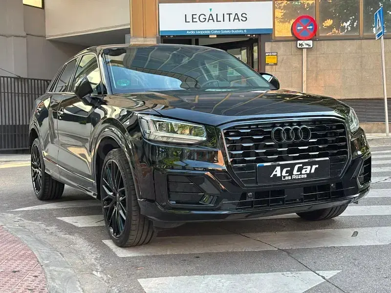 Usado Audi Q2 Exclusive 116 CV (85 kW) 2020 Negro SUV