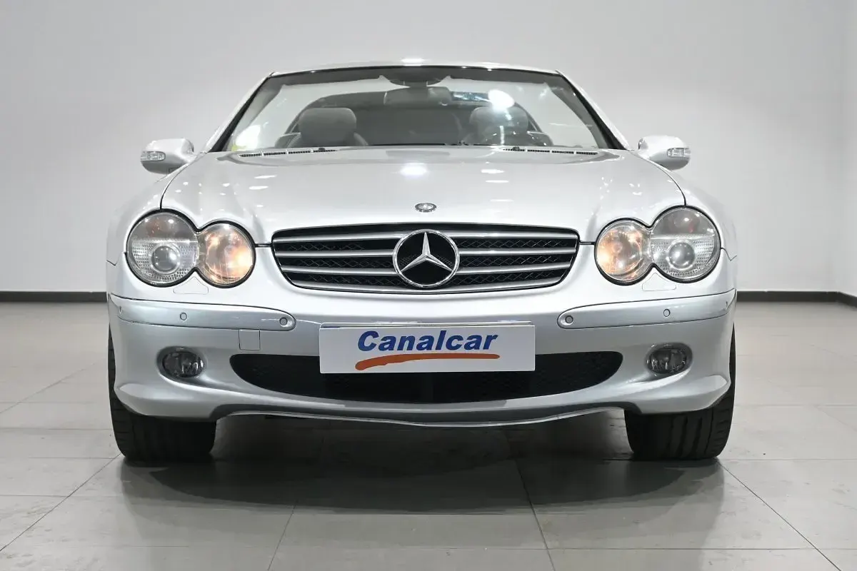 Usado Mercedes SL500 306 CV (225 kW) 2002 Gris Descapotable