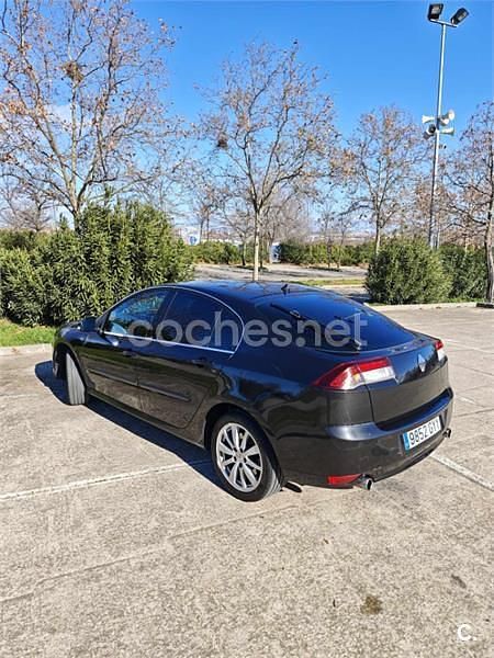 Usado Renault Laguna III Expression 110 CV (80 kW) 2010 Negro Berlina