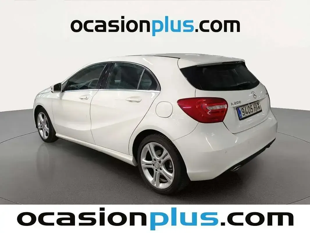 Usado Mercedes A200 Style 136 CV (100 kW) 2014 Blanco Utilitario