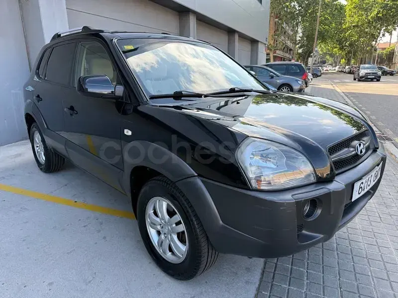 Usado Hyundai Tucson Comfort 140 CV (102 kW) 2009 Negro SUV
