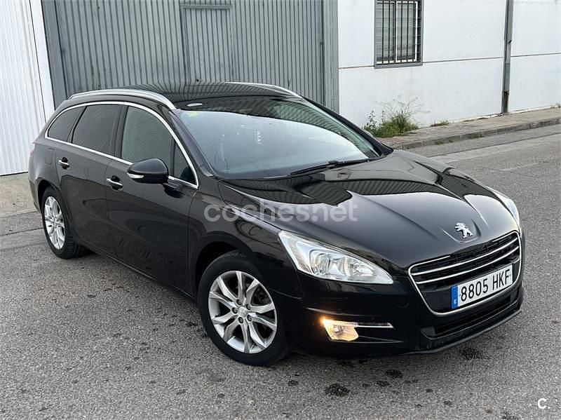 Usado Peugeot 508 SW Business-Line 140 CV (102 kW) 2012 Negro Familiar