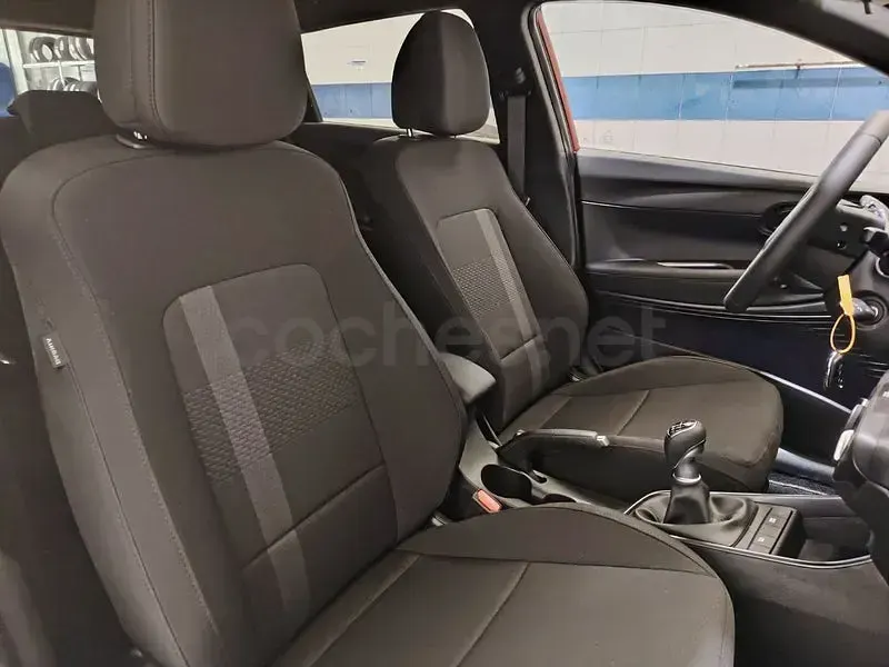 Nuevo Hyundai i20 Blackline 90 CV (66 kW) 2026 Blanco Utilitario